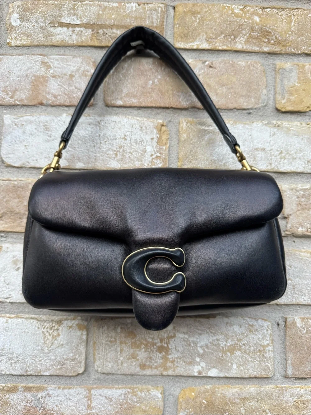 Coach Pillow Tabby 26 Black Nappa Leather Shoulder Bag Magnetic Snap